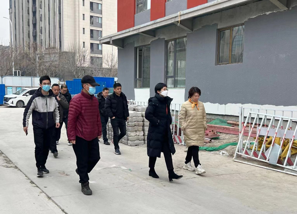北京市發(fā)改回天專(zhuān)班、市教委調(diào)研組前往 路鵬達(dá)公司領(lǐng)秀慧谷小區(qū)西側(cè)九年一貫制學(xué)校項(xiàng)目開(kāi)展調(diào)研活動(dòng)