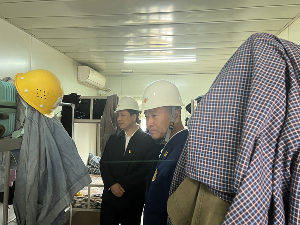區領導赴檔案館新館建設工程施工 現場開展安全生產檢查工作