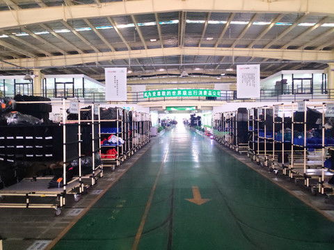 箱包生產車間圖片素材 新媒體用圖設計素材下載